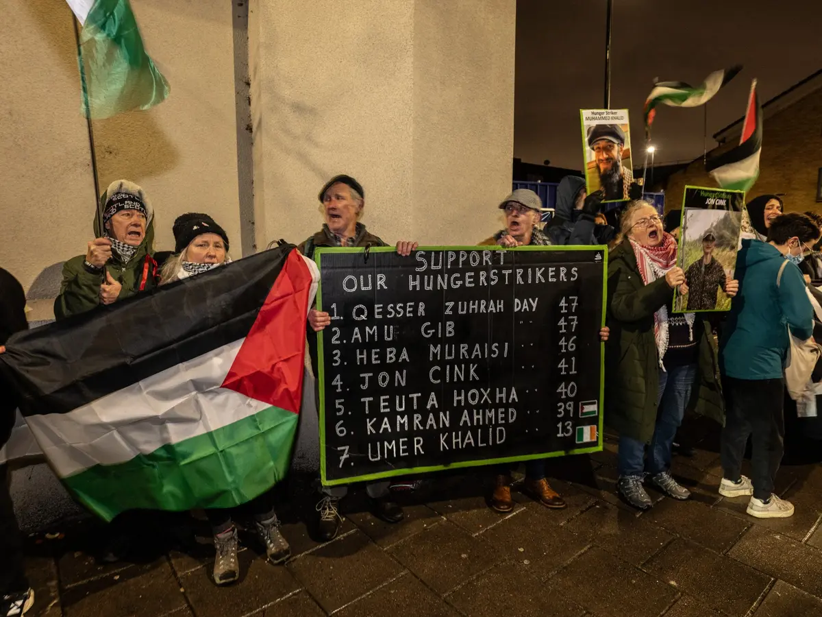 تصاعد حملات التضامن في بريطانيا مع مضربي الطعام الداعمين لغزة