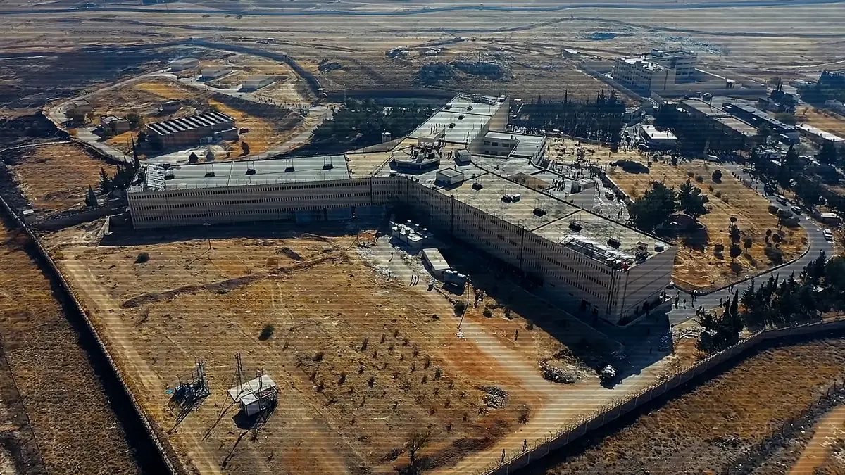 مَن سرق أسرار سجن صيدنايا؟