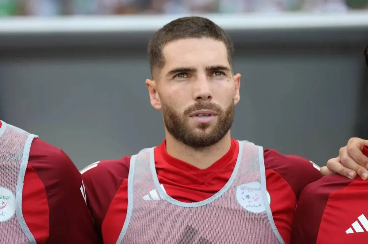 مشاركة مرتقبة لنجل زيدان مع الجزائر في أمم أفريقيا تثير انقساماً