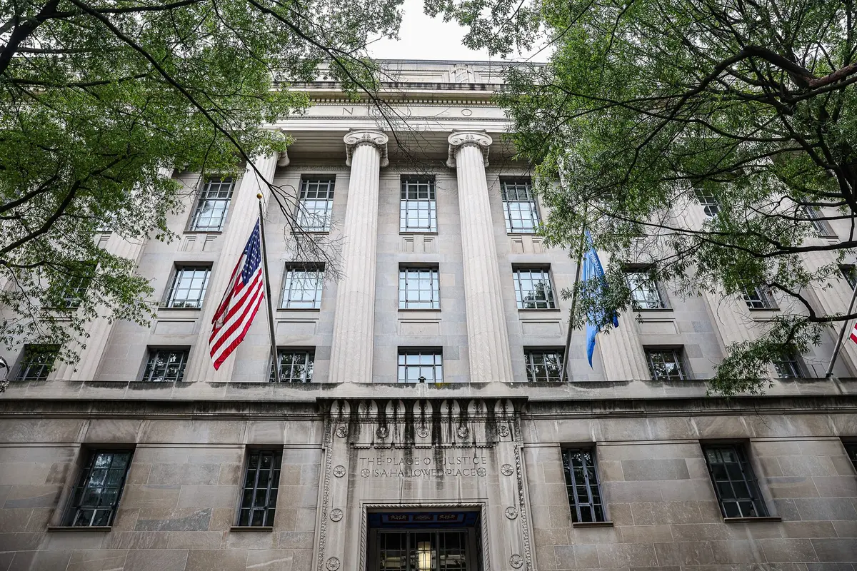 وزارة العدل الأمريكية: هناك ادعاءات كاذبة ضد ترامب في وثائق جديدة بقضية إبستين