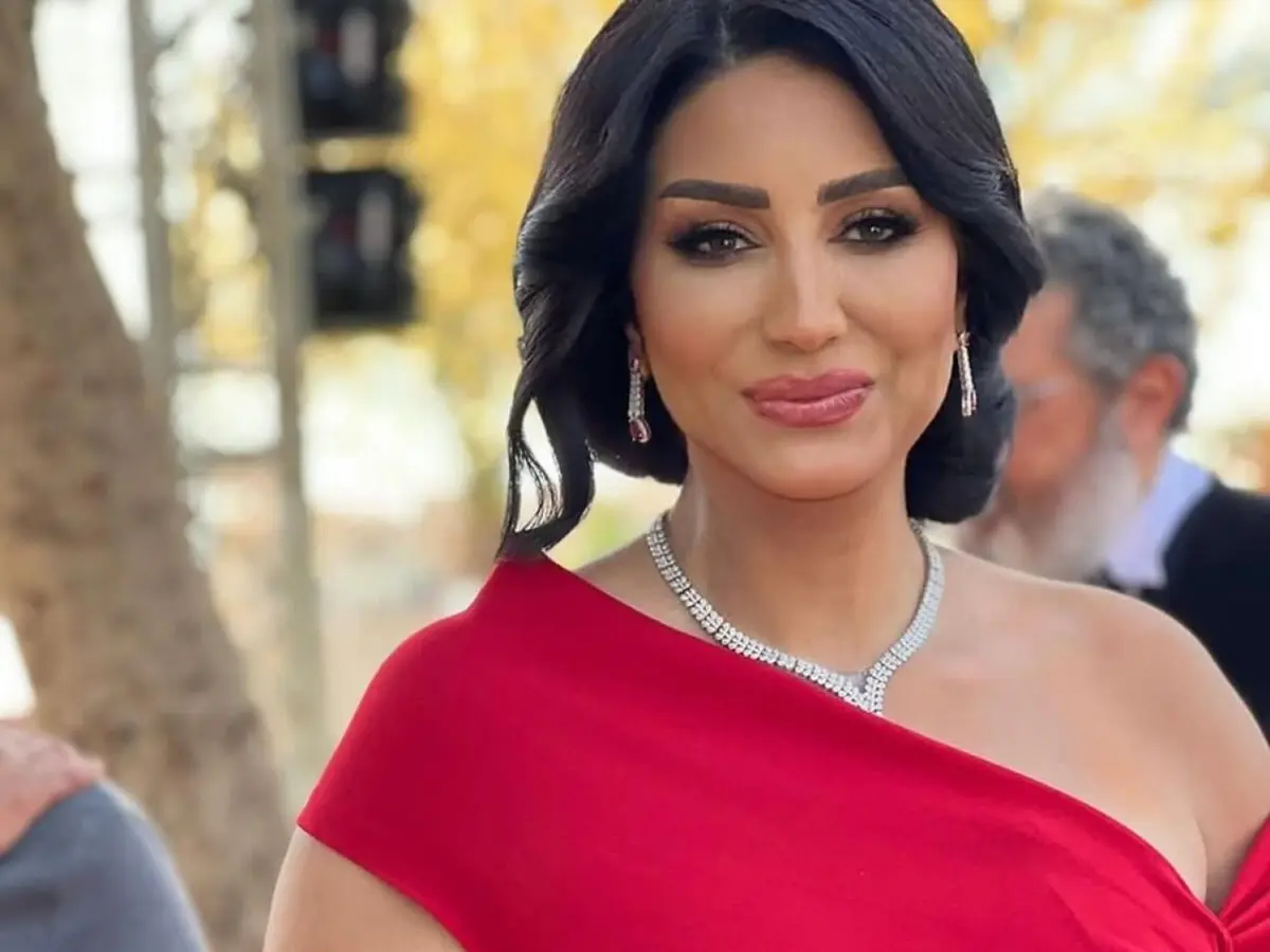 وفاء عامر.. من دراسة الأدب العربي إلى مسيرة فنية ناجحة في الدراما المصرية