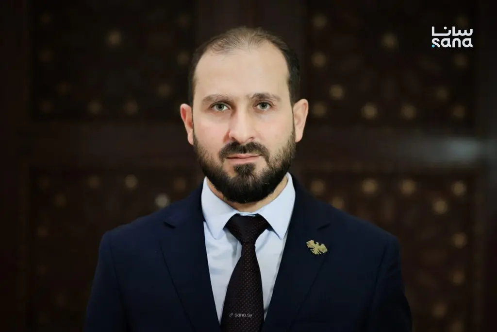 وزارة الخارجية تعالج 12 ألف استفسار وطلب عبر تطبيق MOFA SY