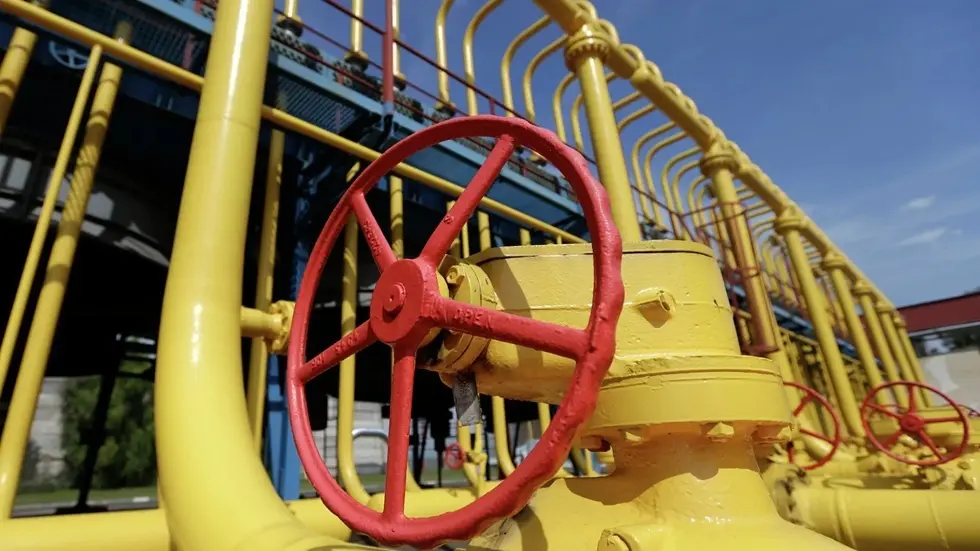 "غازبروم": الاستهلاك العالمي للغاز يتجاوز التوقعات في 2025 رغم العوامل السياسية