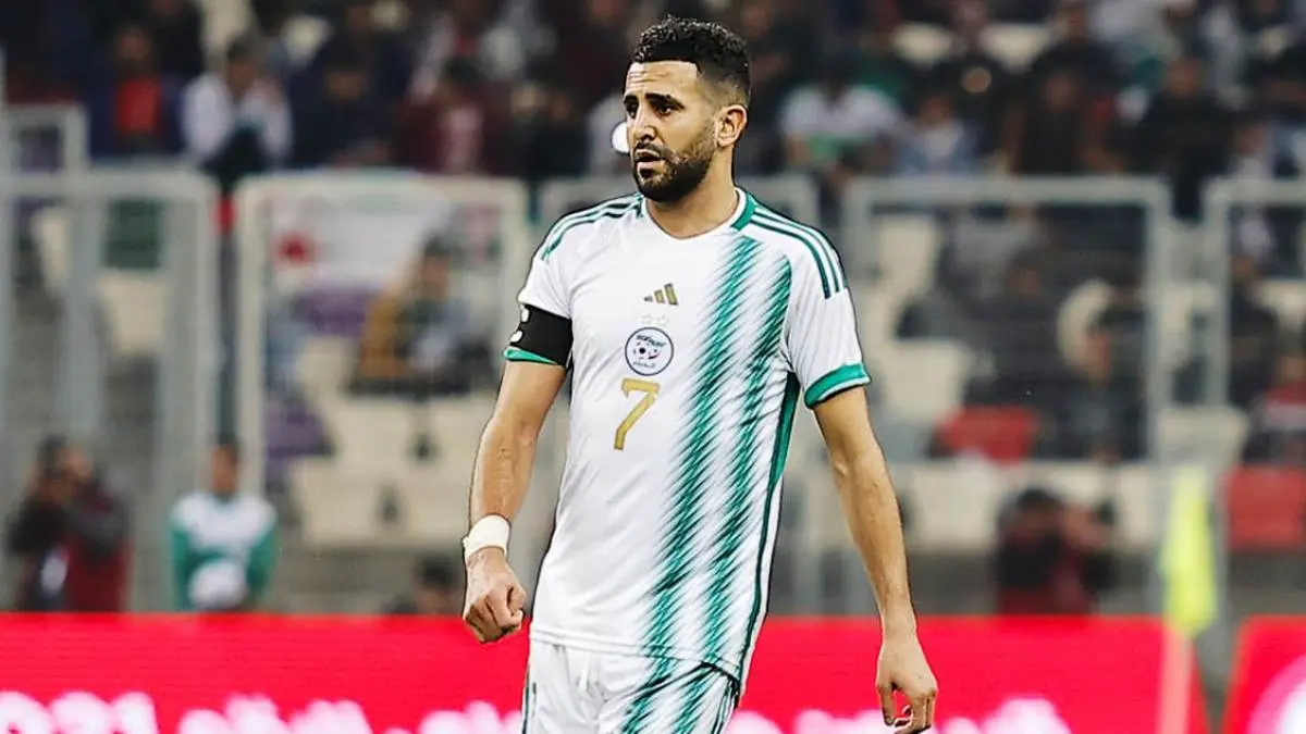 رياض محرز: والدتي مغربية وسأرد على الانتقادات في الملعب