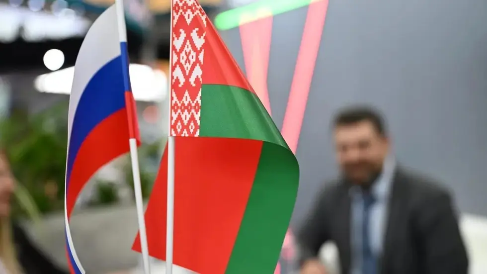 روسيا وبيلاروس تناقشان التعاون العسكري التقني