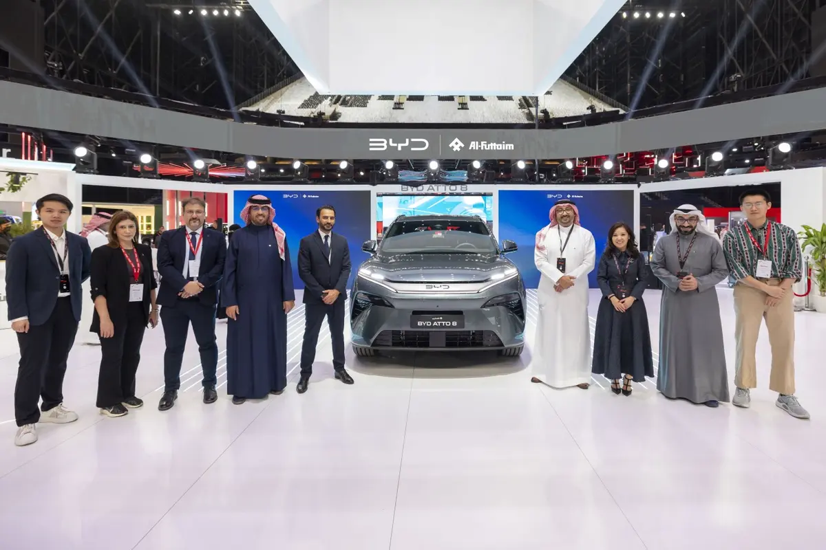 الفطيم BYD السعودية تكشف عن ATTO 8.. سيارة الدفع الرباعي العائلية الهجينة فائقة القدرة والفخمة في المملكة