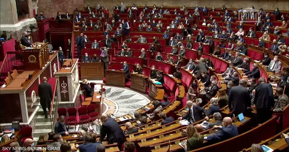 فرنسا تتجه لتشريع طارئ لتفادي الشلل بعد تعثر موازنة 2026