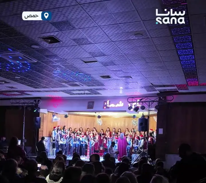 أمسية ميلادية بثلاث لغات في بلدة فيروزة بريف حمص