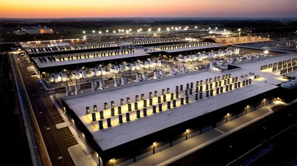 أمازون تحذّر من «مزارع أجهزة كمبيوتر محمولة» يشغلها كوريون شماليون