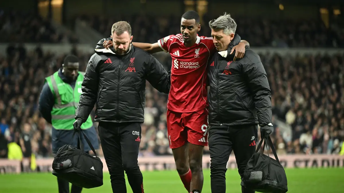 بيان من ليفربول بشأن إصابة ألكسندر إيزاك.. هذا ما جاء فيه