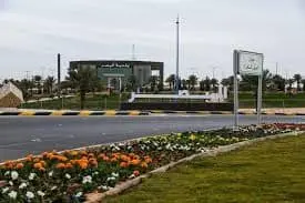 أمين القصيم يوقع عقد صيانة طريق الملك سلمان بتكلفة تتجاوز 11.2 مليون ريال