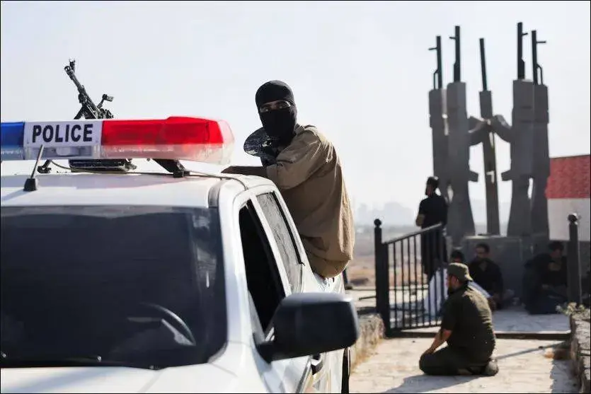 مقتل 3 أشخاص في الساحل السوري خلال اشتباكات مع قوات الأمن