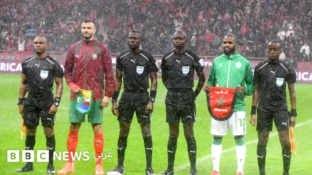 كيف صمدت ملاعب المغرب أمام غزارة الأمطار؟ وما هي التقنية المستخدمة؟ - BBC News عربي