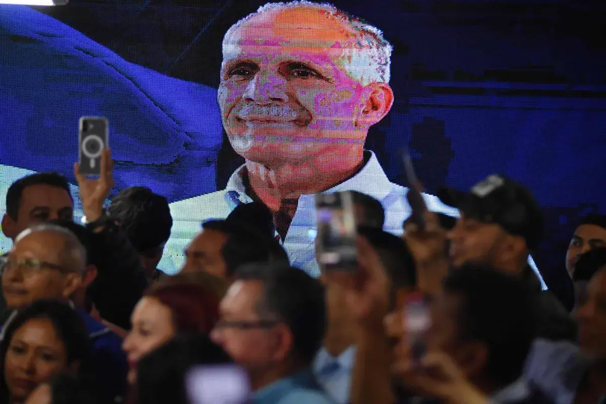 فوز «عصفورة» المدعوم من ترمب برئاسة هندوراس بعد تأخير النتائج لأسابيع