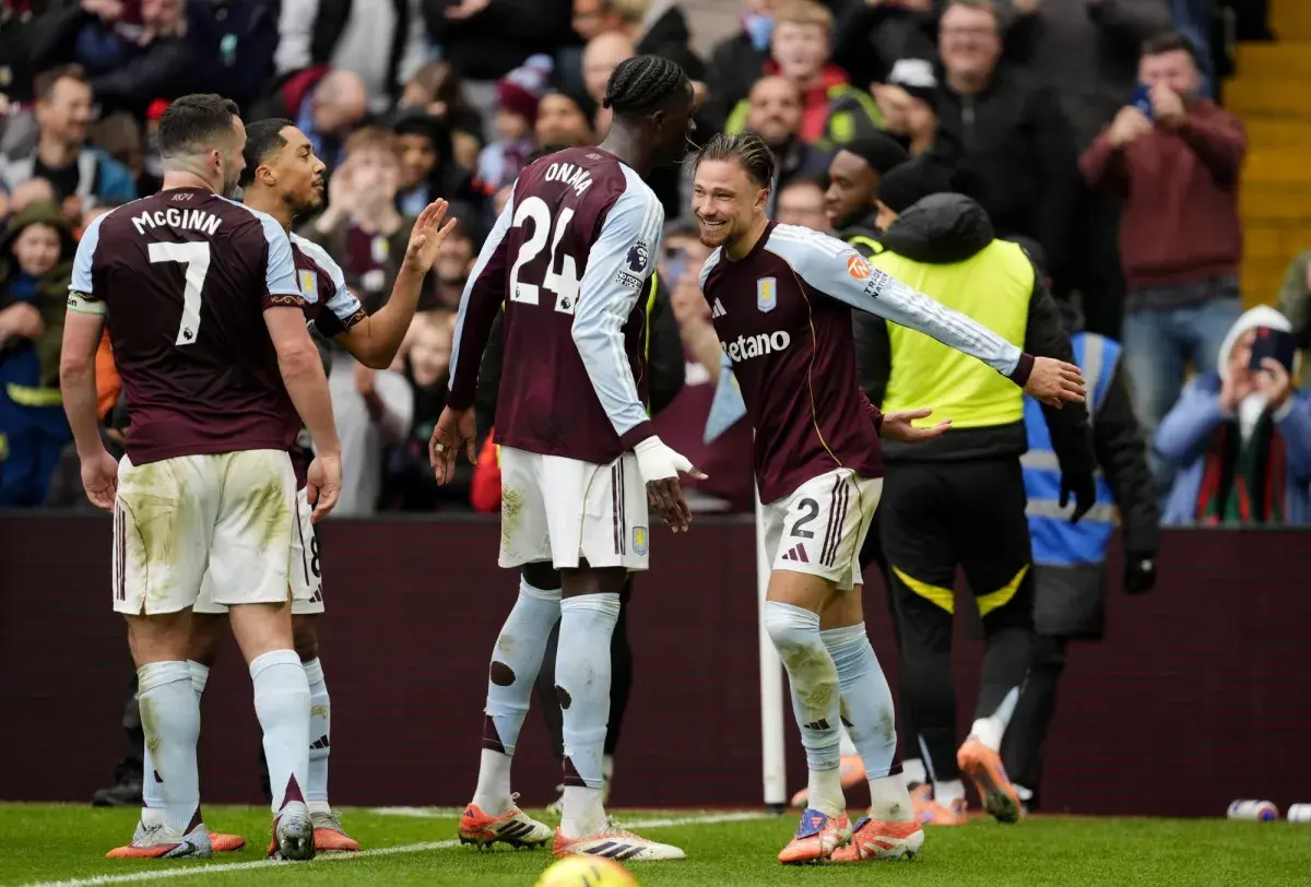 هل يفسد آستون فيلا احتفالية آرسنال وسيتي في سباق القمة؟