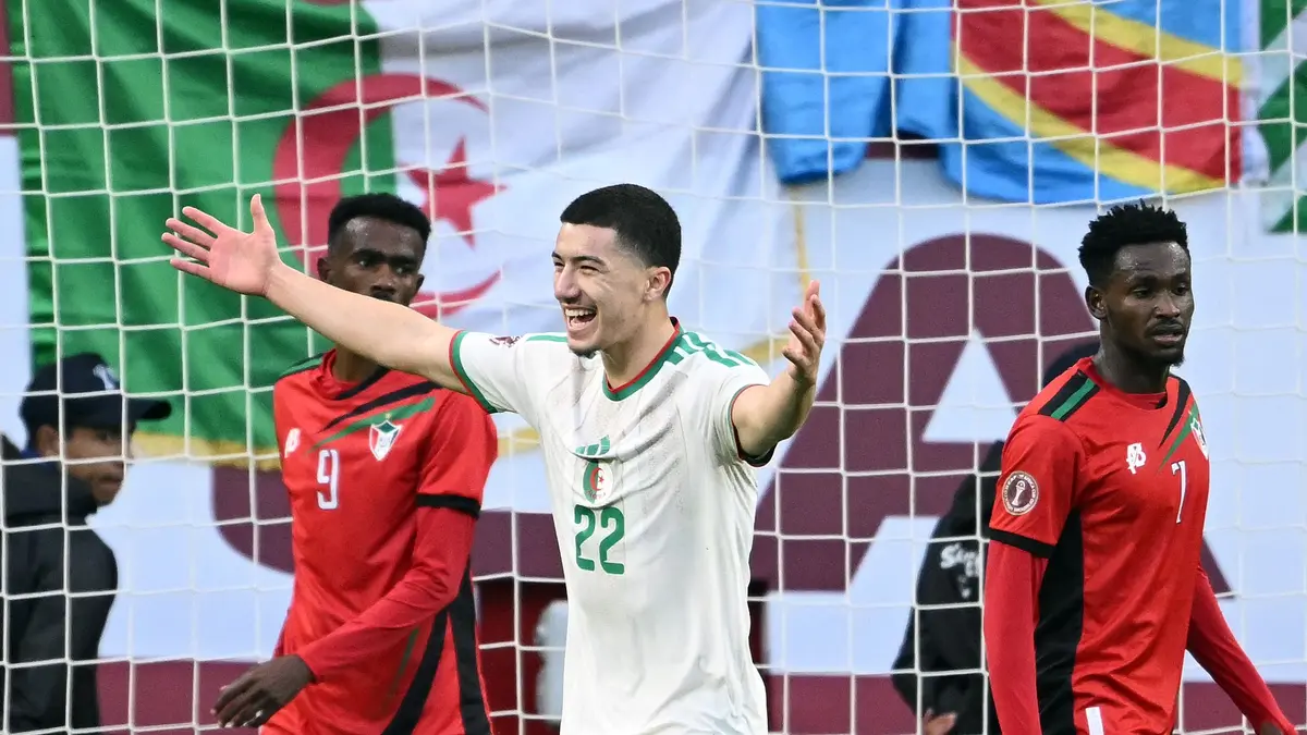 بالفيديو: هدف من ذهب.. إبراهيم مازة يكتب التاريخ بقميص الجزائر