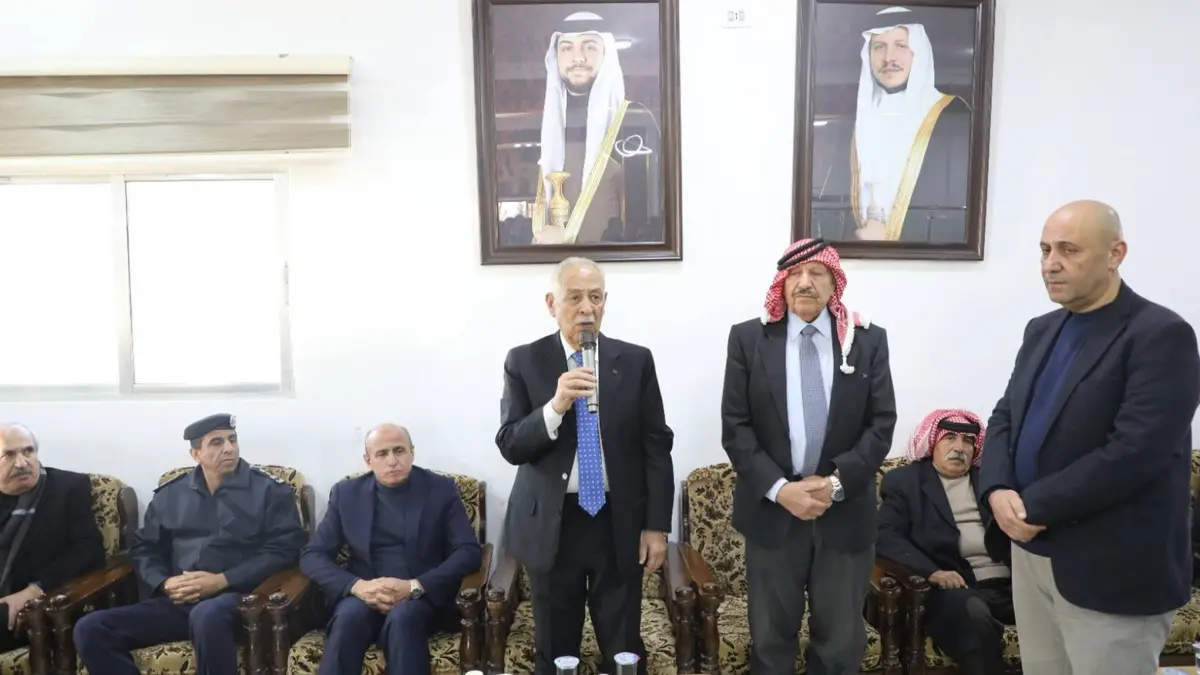مندوبا عن الملك وولي العهد.. العيسوي يعزي العضايلة والعجارمة والخياط