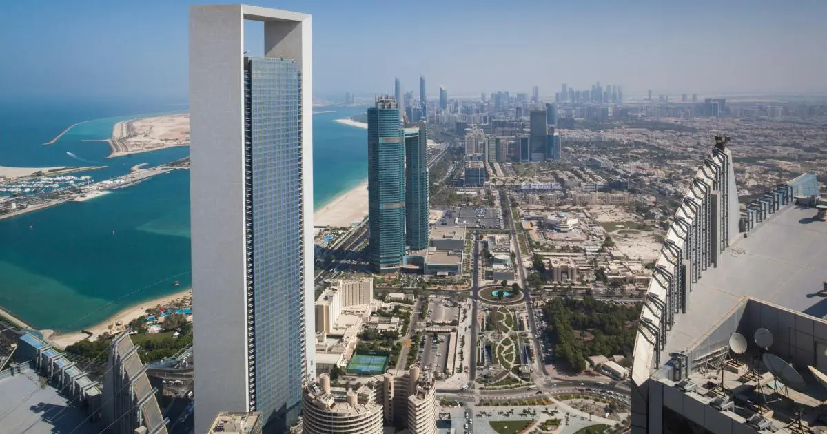 "القابضة" الإماراتية تُنجز تمويلاً بـ5 مليارات دولار في الصين