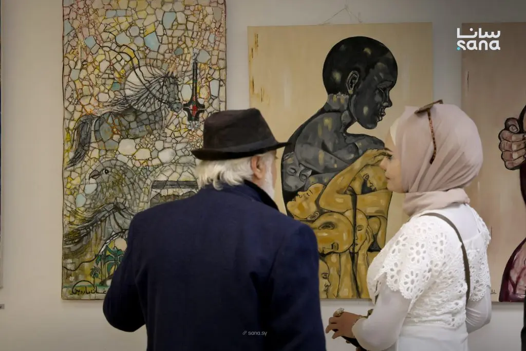 سوريا بعيون الفنانين التشكيليين… معرض لفناني ريف دمشق يوثق النصر والتحرير