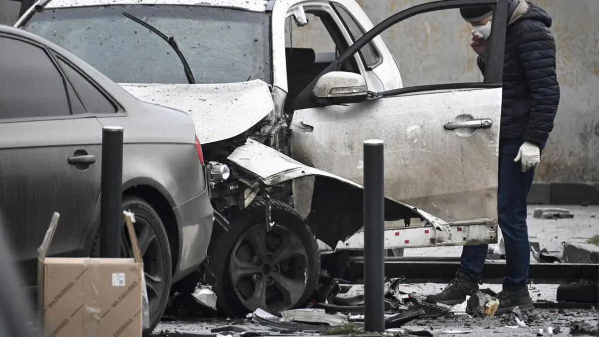 روسيا: مقتل ثلاثة أشخاص بينهم شرطيان بانفجار في موسكو