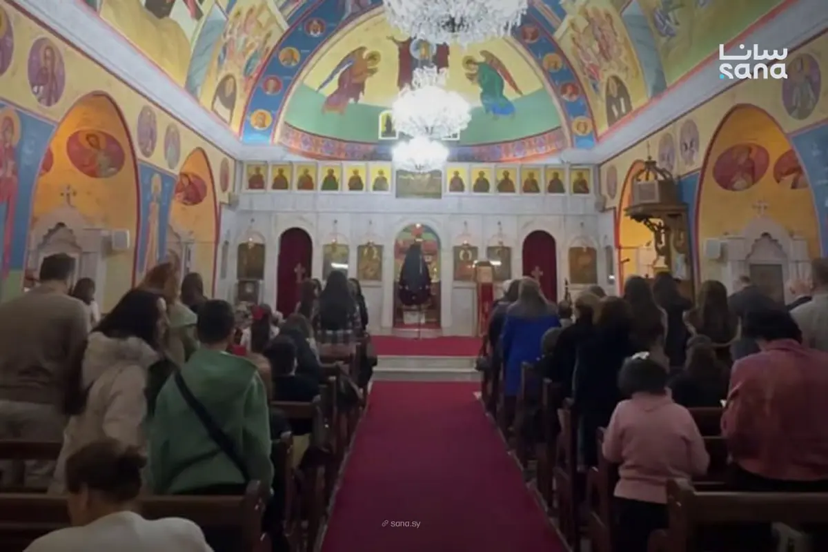 قداس في كنيسة رقاد السيدة بطرطوس بمناسبة عيد الميلاد