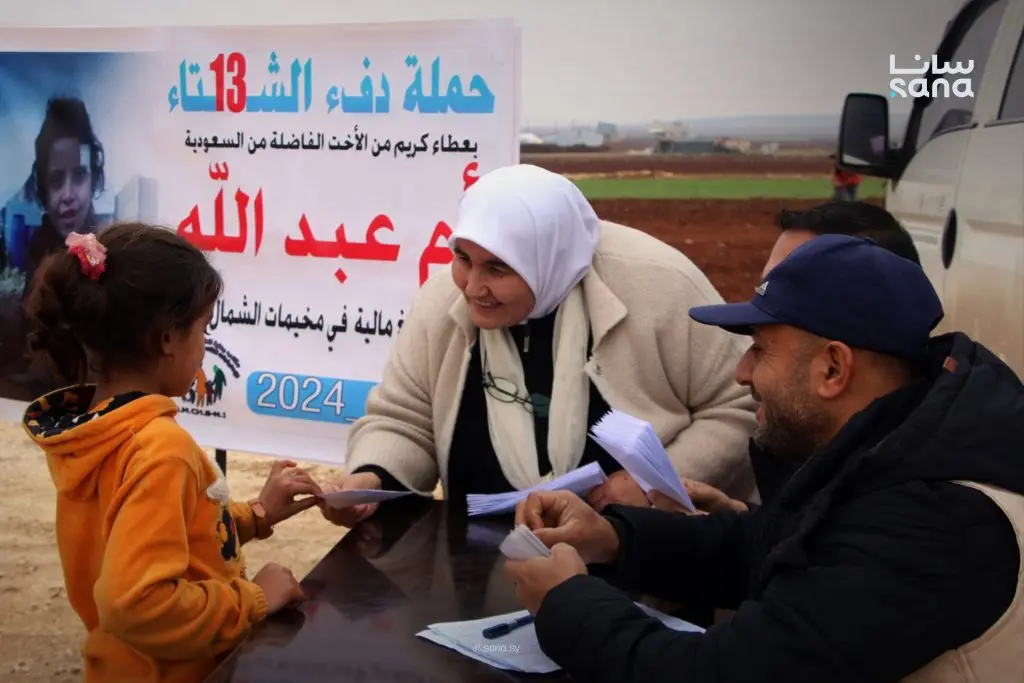 من حمص إلى إدلب.. مؤسسة إنسانية تواصل رسالتها لدعم المهجرين المقيمين بالمخيمات