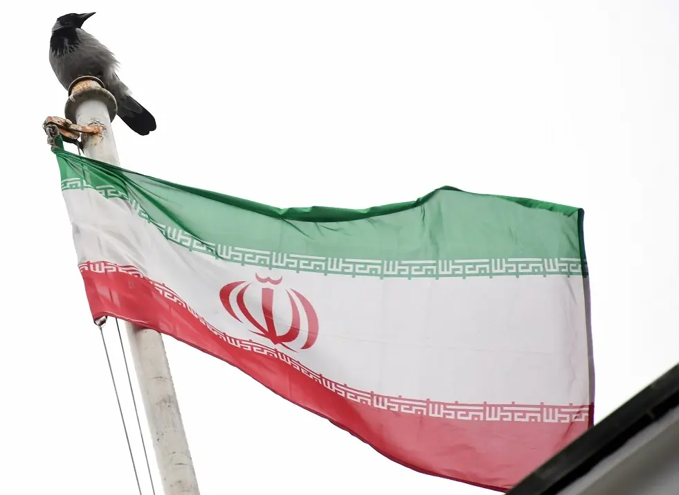 الحرس الثوري الإيراني يوقف في مياه الخليج سفينة محملة بـ 4 ملايين لتر من الوقود المهرب