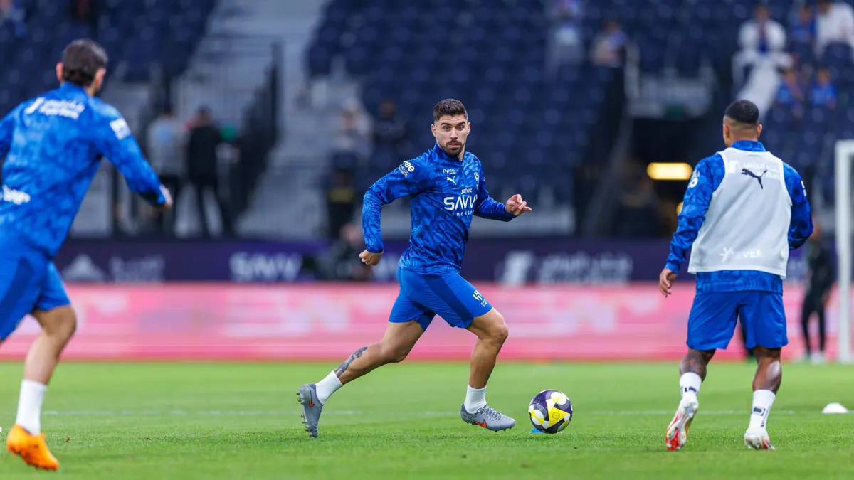 نادٍ أوروبي يضع روبن نيفيز على رأس أولوياته