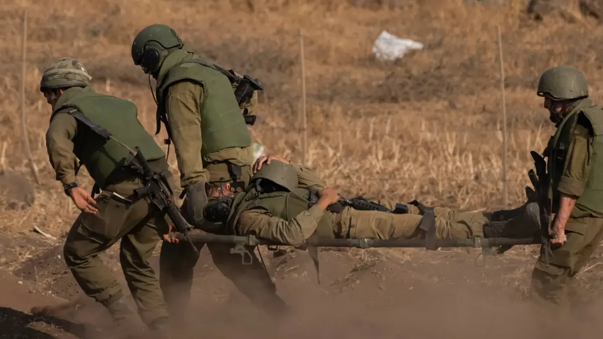 جيش الاحتلال: إصابة ضابط بانفجار عبوة ناسفة استهدفت الية مدرعة في رفح