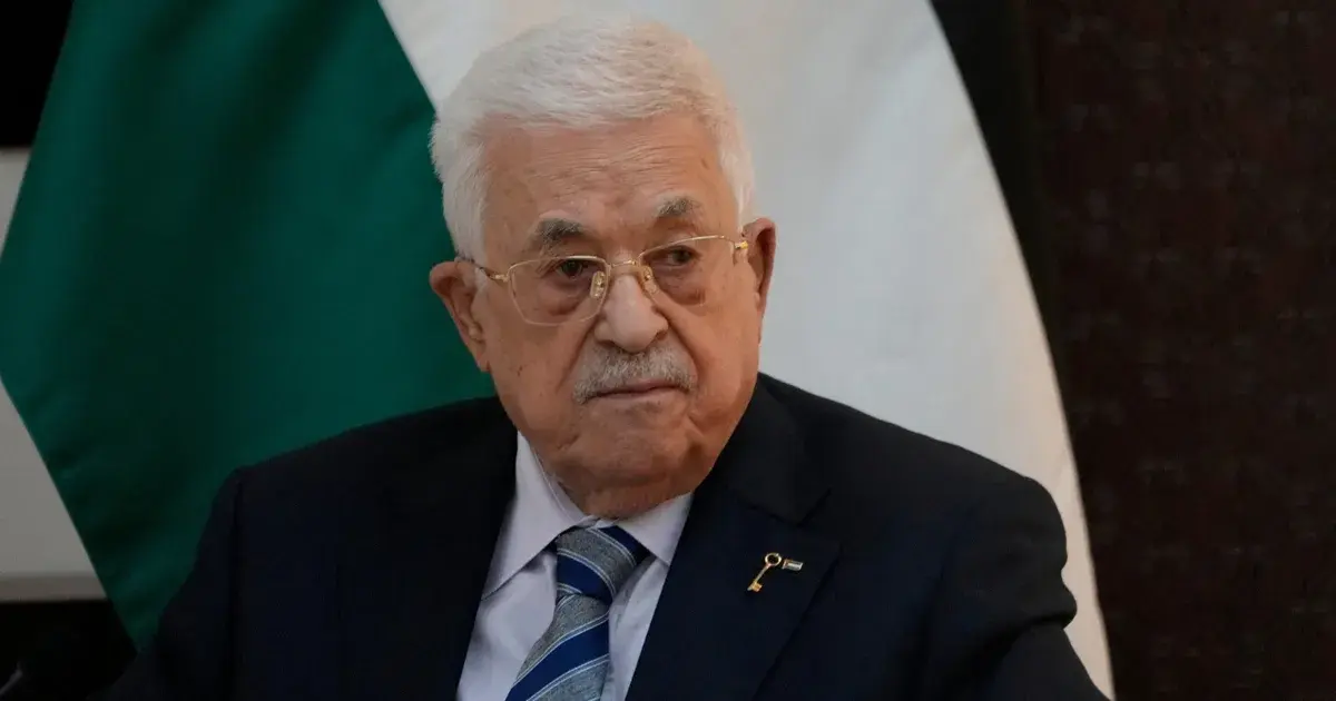 الرئيس الفلسطيني يجدد التزامه بإجراء إصلاحات قانونية ومالية وتعليمية