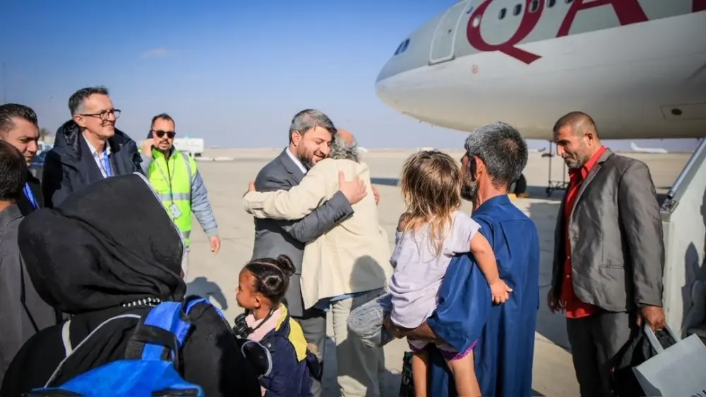 وصول 32 مواطناً سورياً إلى دمشق ضمن عملية إجلاء من السودان