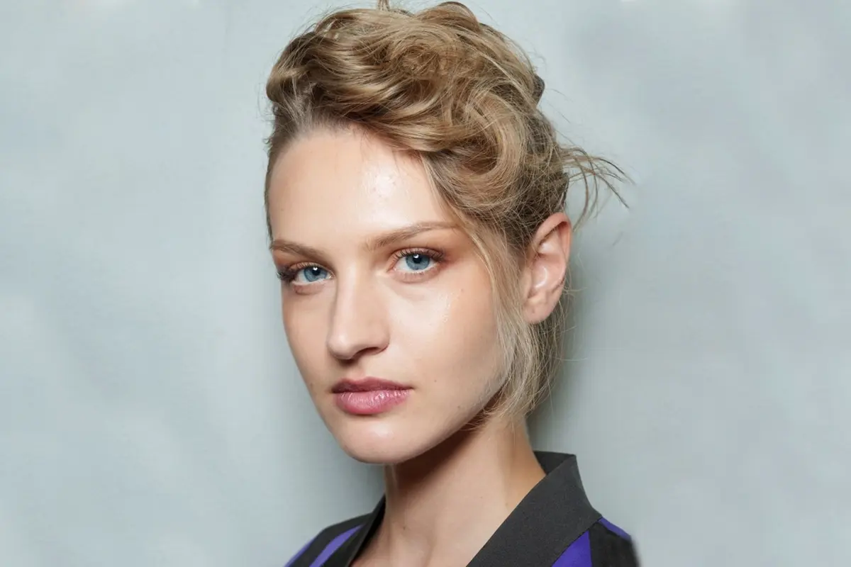 روتين إشراقة البشرة قبل حفلة رأس السنة 2026.. خطوات بسيطة لبشرة متوهجة