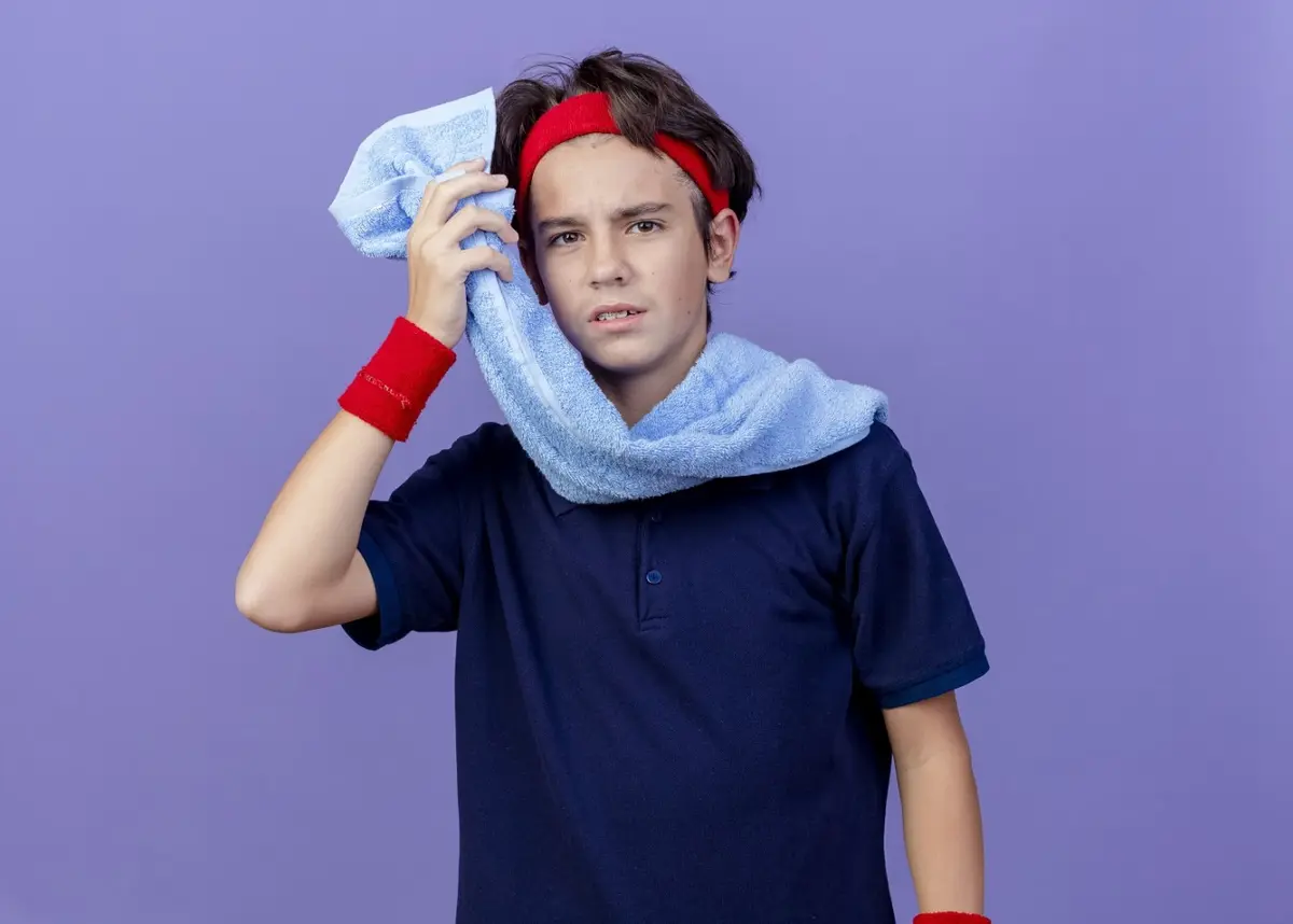 الهبات الساخنة عند المراهقين.. متى تصبح مصدراً للقلق؟