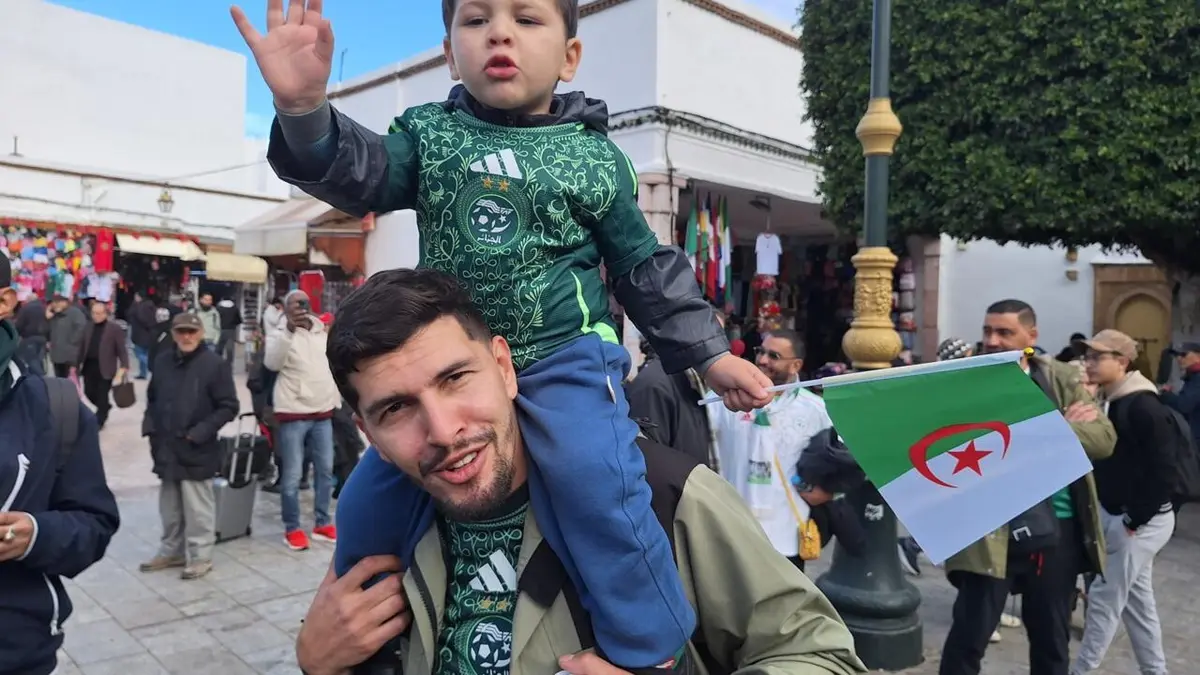 ريبورتاج- كأس الأمم الأفريقية: الجمهور الجزائري يلهب أجواء المنافسة ويعد بعودة "الخضر" إلى القمة