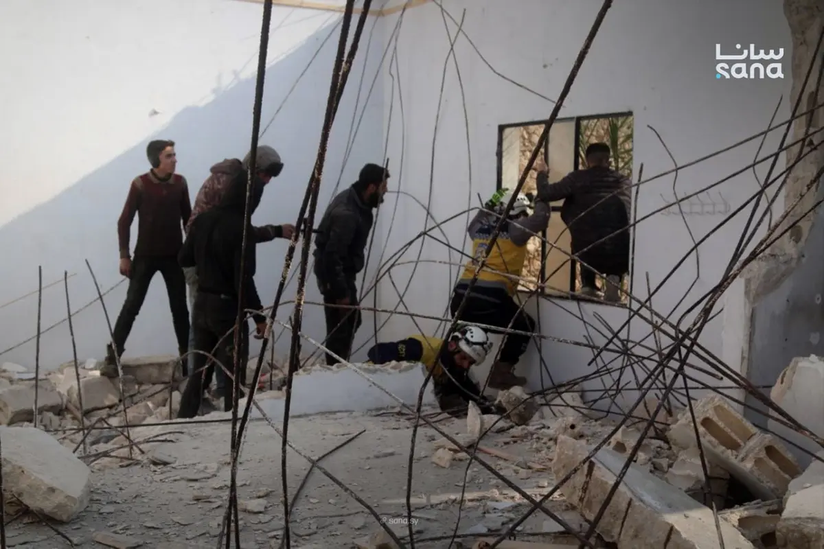 وفاة عاملين وإصابة اثنين بانهيار منزل أثناء الترميم في معرة النعمان بريف إدلب