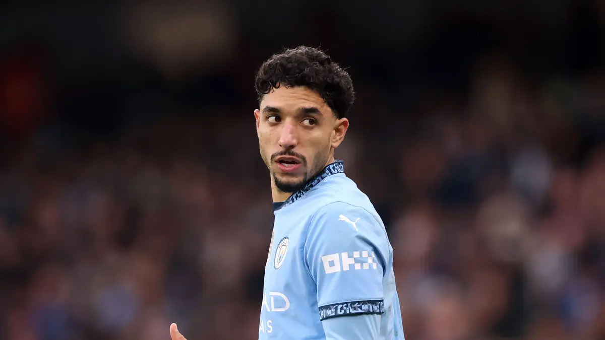 إيطاليا أم البقاء في البريميرليج.. خياران أمام مرموش خلال انتقالات الشتاء