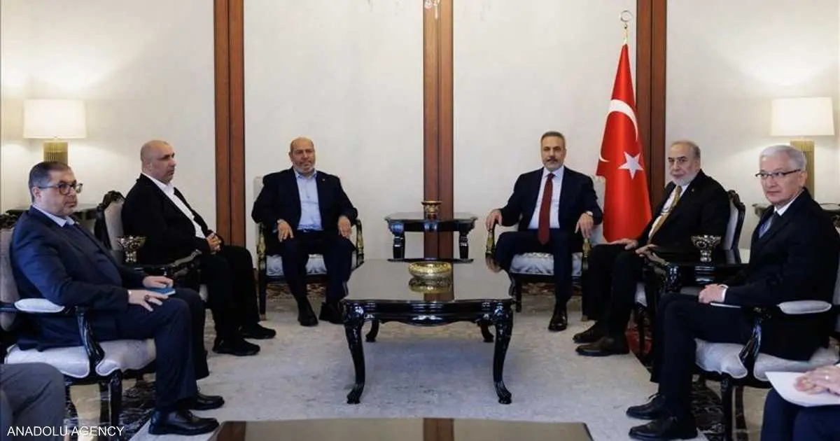 وزير خارجية تركيا يبحث مع حماس المرحلة الثانية من خطة غزة