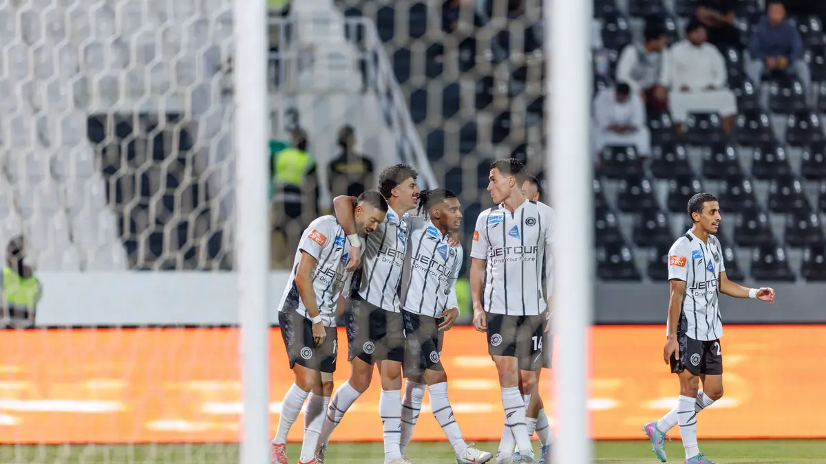 الشباب ينهي 3 قضايا عالقة أمام الفيفا