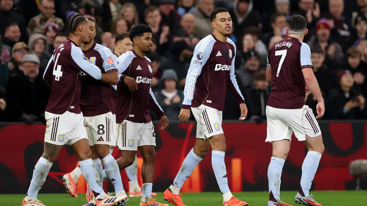 قاهر مانشستر يونايتد يفوز بجائزة لاعب الجولة بالبريميرليج