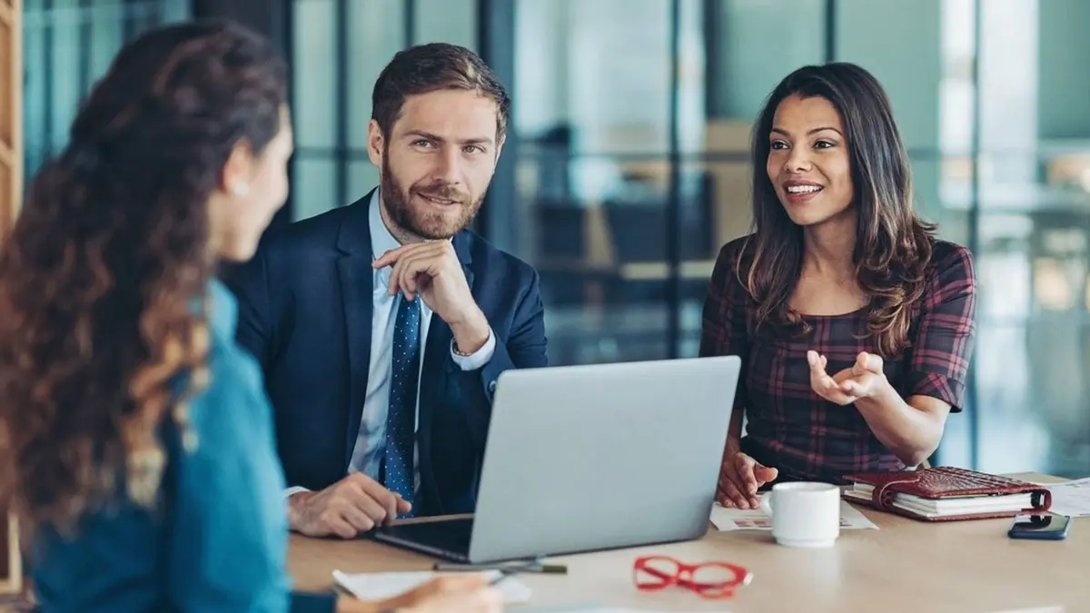 "العمل" لـ"رؤيا": عقوبات تصل للحبس لمروجي الوظائف الوهمية.. ولا شكاوى رسمية في 2025 -فيديو