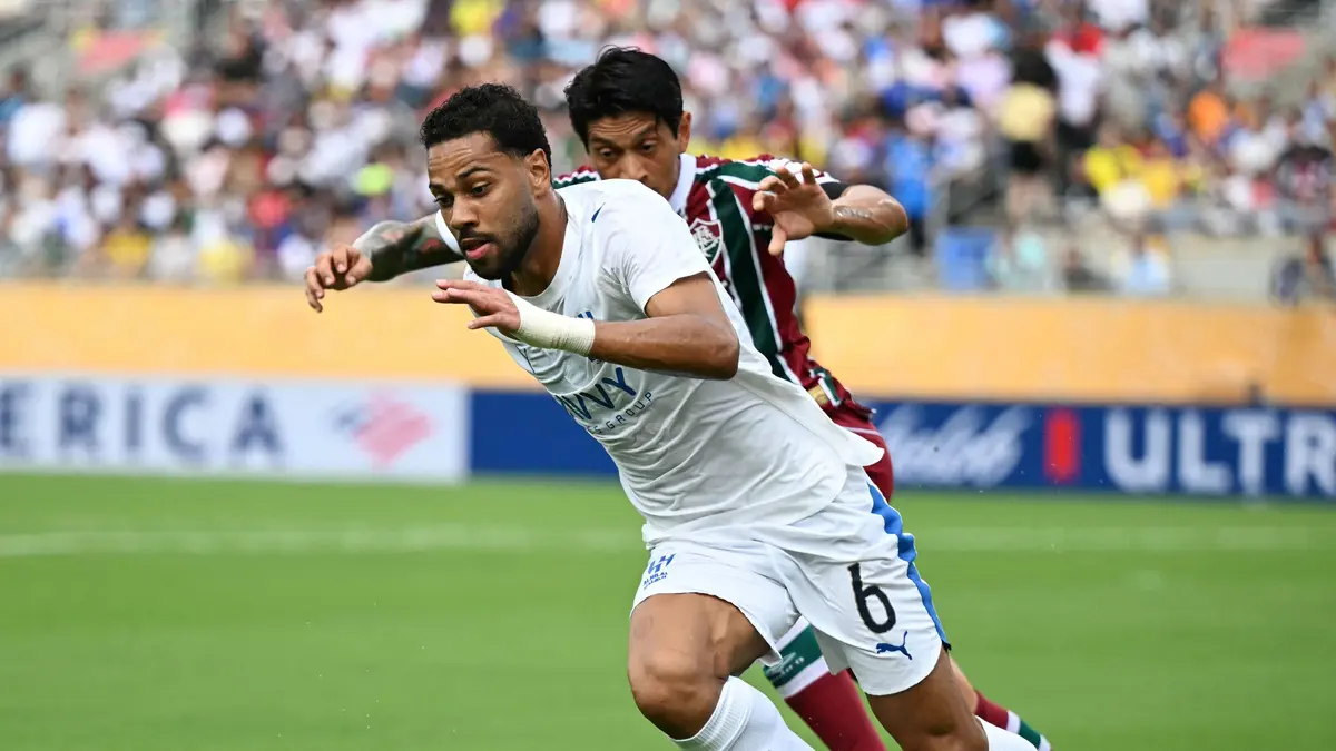 خبير قانوني يكشف موقف الهلال بعد اقتراب لودي من أتلتيكو مينيرو