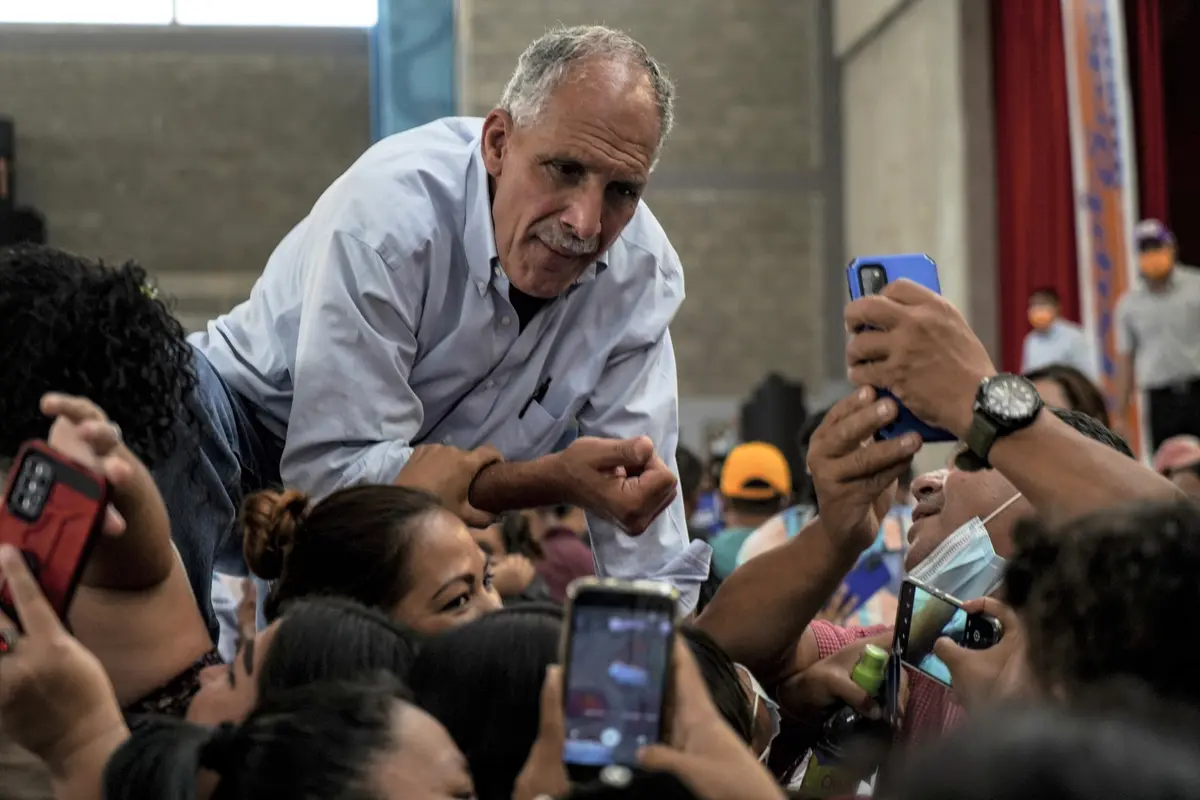 الولايات المتحدة تهنئ عصفورة بالفوز في الانتخابات الرئاسية في هندوراس