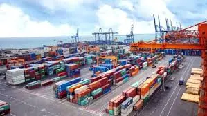 ارتفاع الصادرات غير البترولية 32.3% في أكتوبر 2025