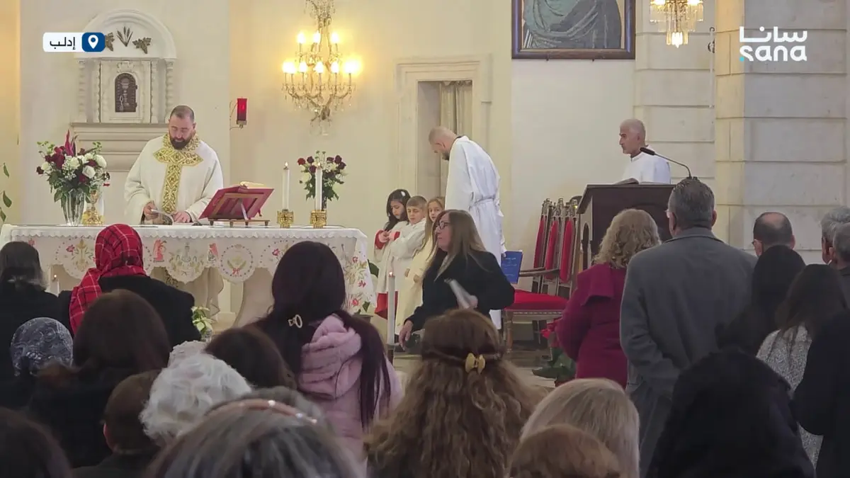 أهالي قرى ريف إدلب الغربي يحتفلون بعيد الميلاد المجيد