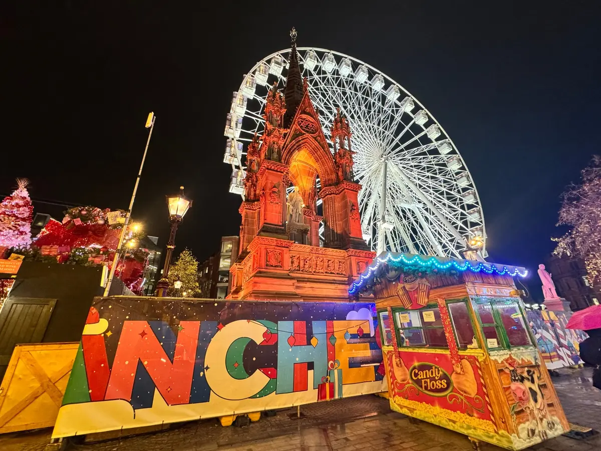 مانشستر فى ديسمبر/كانون الأول تجربة أوروبية ساحرة لأسواق الكريسماس