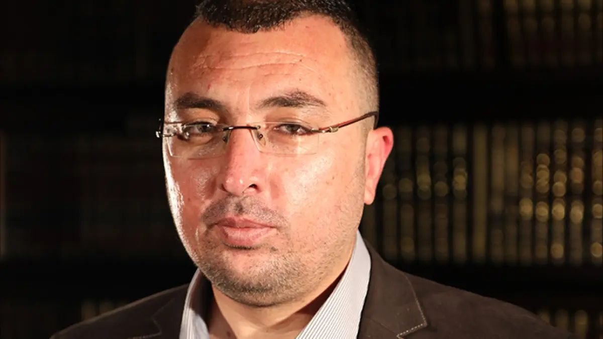 الاحتلال يعتقل الباحث الفلسطيني ساري عرابي باقتحام منزله في القدس