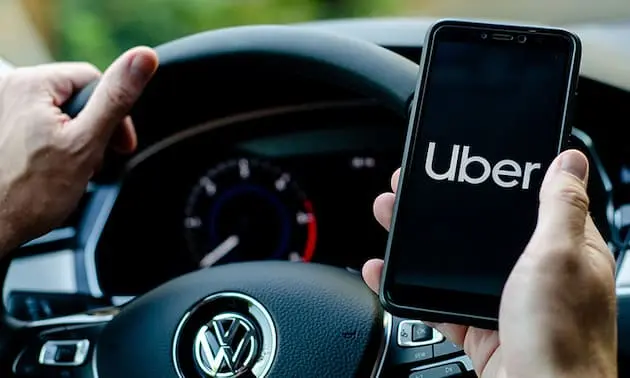 في بريطانيا.. أوبر وليفت تتعاونان مع بايدو لإطلاق سيارات أجرة ذاتية القيادة