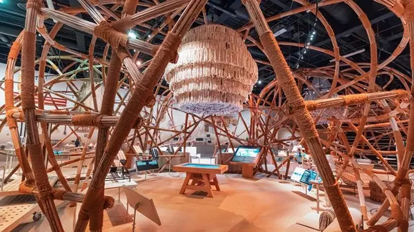 زهرة الخليج - 41 مبدعاً إماراتياً بالدورة الرابعة من «البرنامج الوطني لمنح الثقافة والإبداع»