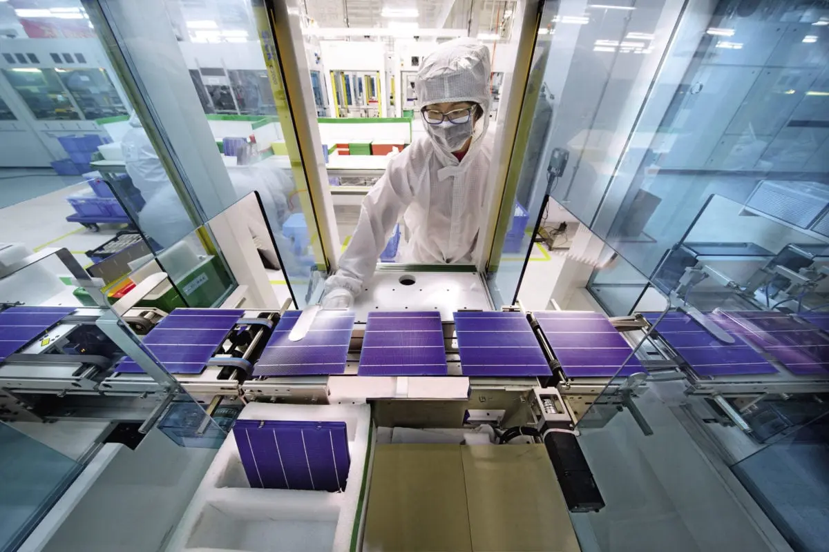 الخلايا الشمسية الترادفية.. رقم قياسي في كفاءة توليد الكهرباء - الطاقة