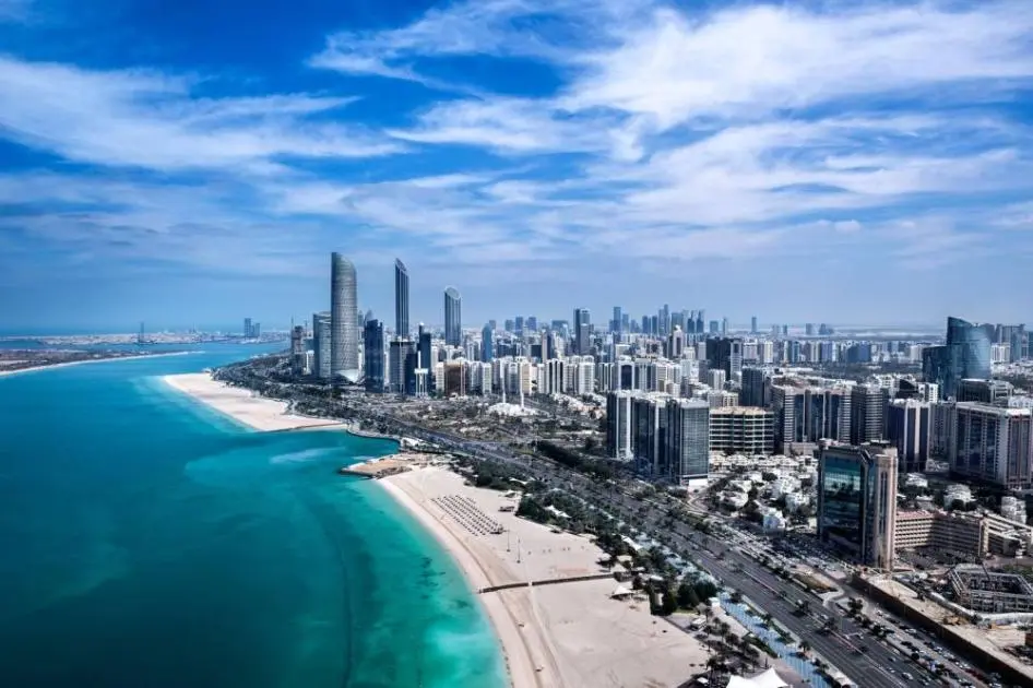 فنادق أبوظبي تحتفي بالعام الجديد وتسجل حجوزات قياسية